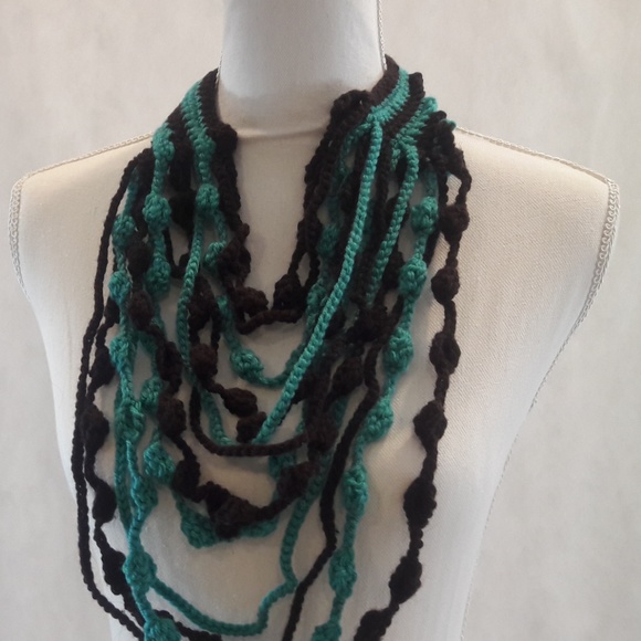 Maxi Collar, Necklace, layers, Handcrafted - Picture 3 of 3